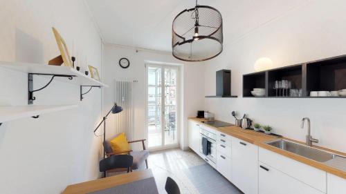 Unique Serviced Living @ Basel SBB Station (2021)