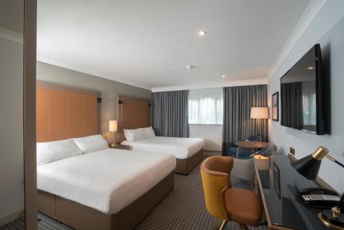 ดับเบิลทรี บาย ฮิลตัน ฟอเรสต์ ไพน์ สปา แอนด์ กอล์ฟ รีสอร์ต (Forest Pines Hotel Spa & Golf resort) in โบรตัน