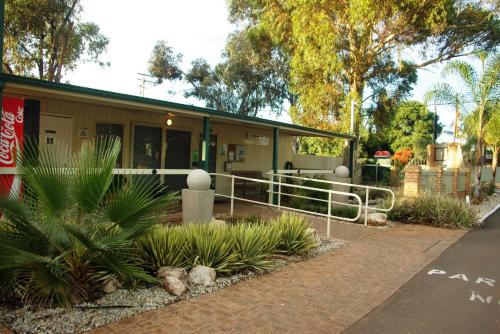 Big4 Acclaim Prospector Holiday Park near Kalgoorlie-Boulder repülőtér