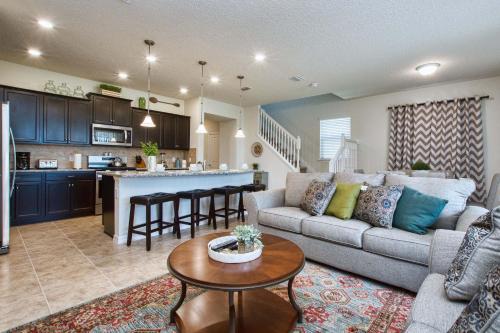 Solterra - 5 Bedrooms Townhome w/Spashpool-7041SR - image 6