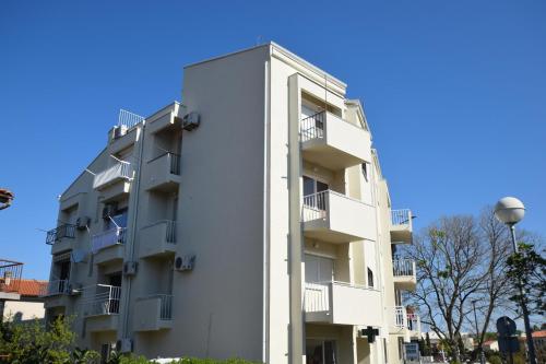 Apartment Jela - image 12