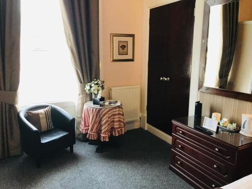 Cornerways Guest House - image 8