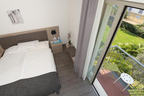 Double or Twin Room with Balcony