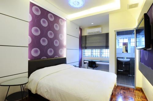 The One Vacation Home Room Type - Superior Queen Room