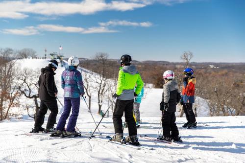 Timber Ridge Lodge and Waterpark