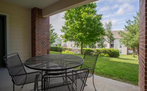 Stayin Classy Condo - image 4