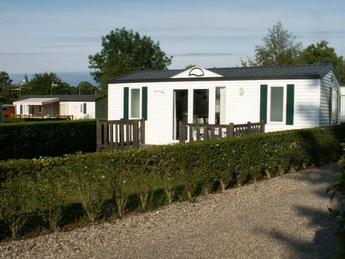 Camping La Verte Prairie in Forest Montiers