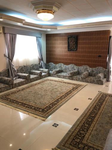 Luxury Apartment in Mohandesin شقة فاخرة للإيجار في المهندسين