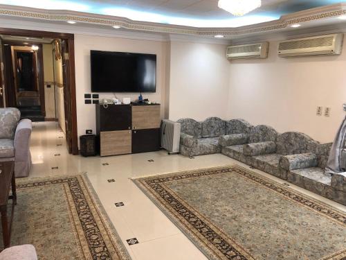 Luxury Apartment in Mohandesin شقة فاخرة للإيجار في المهندسين