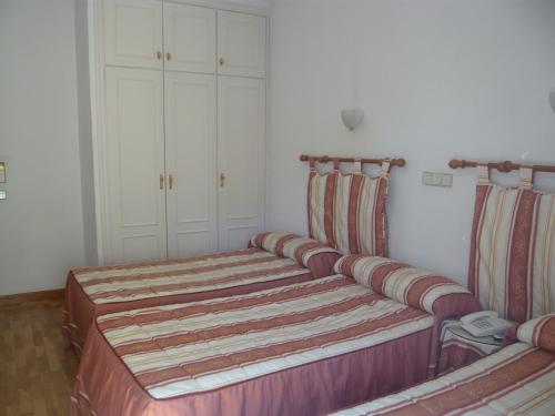 Hostal Triana - image 5