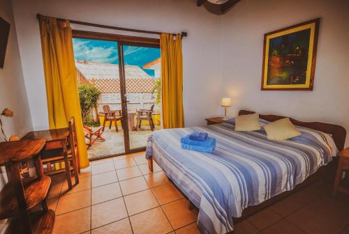 ระเบียง/ชานเรือน, Hostal El Punto near สนามบินลาฟลอริดา