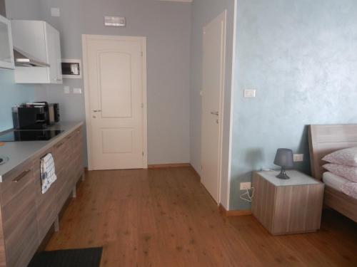 Studio (4 Adults)
