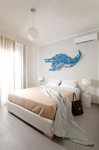 3 bedrooms, 6 beds