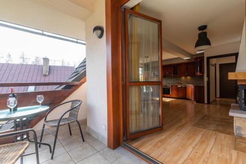 Apartament Pod Skocznią Zakopane - image 7