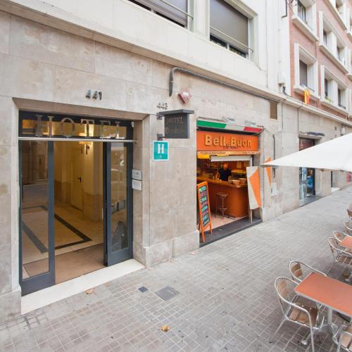 Hotel Everest – Barcelona, NJ