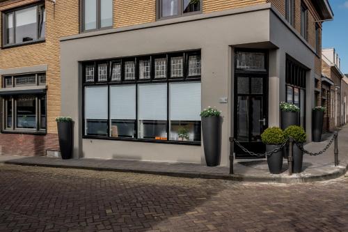 Entrance, Het Zeeuwse Bloemenhuis in IJzendijke
