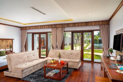 Onederz Khmer House
