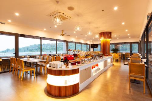 อาหารและเครื่องดื่ม, โรงแรมอันฟู (An Phu Hotel) in เดืองดอง