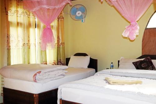 Nature Safari Lodge in Thakudwara