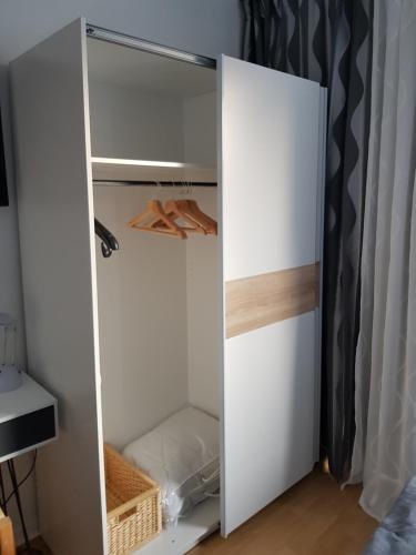Neues, ruhiges Apartment Nordic in Düsseldorf-Nord, Düsseldorf (Foto 4)