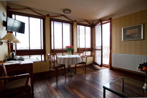 Iekārtas, Hotel Willa Lubicz in Gdiņa