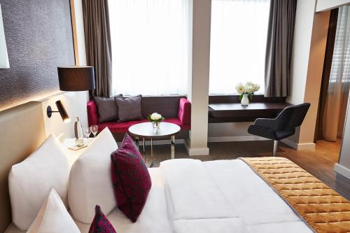 1 queen bed