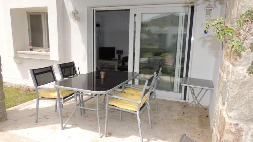  Luxury ground apt, beautiful site, Bodrum KAV in Gümüşlük