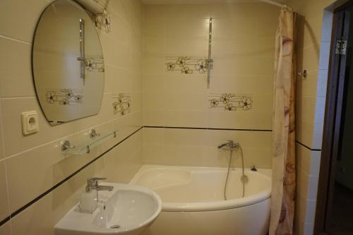 Old City Apartments - image 11
