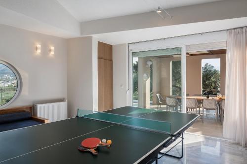 Vilia, House on the Hill