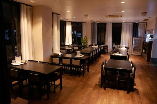 La Vista Hotel Tsugaike - Stay on the Slopes