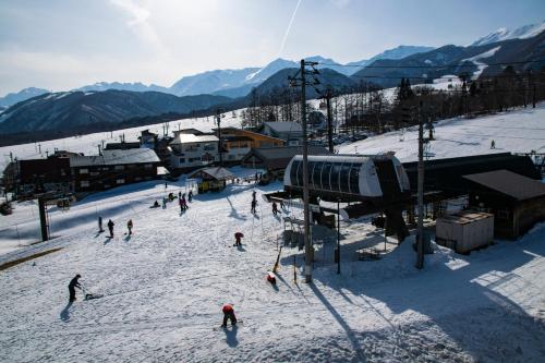 . La Vista Hotel Tsugaike - Stay on the Slopes