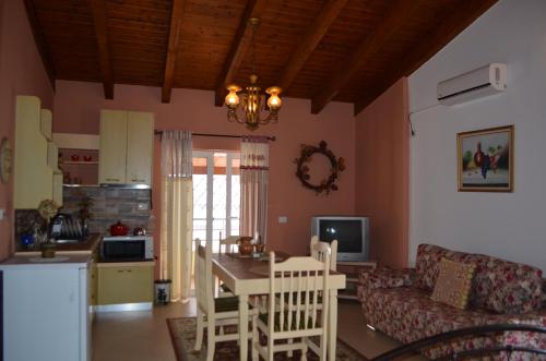 Jelena's Luxury Apartments - image 5