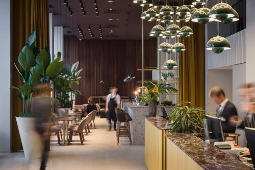 Ресторан, Hotel Lev in Любляна