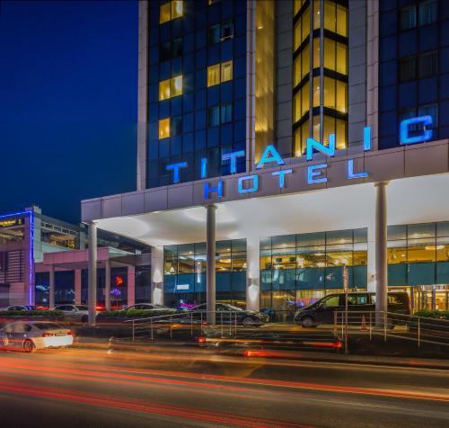 Titanic Port Bakirköy