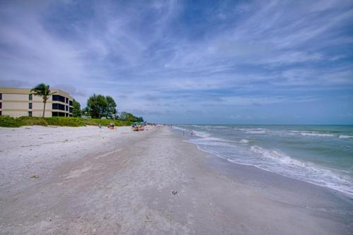 Kings Crown 211 - image 8