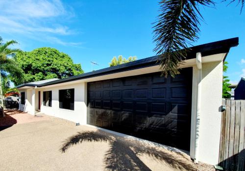 3 bedroom central home Townsville