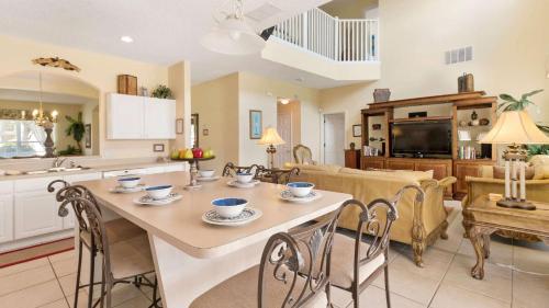 Royal Floridian - image 13