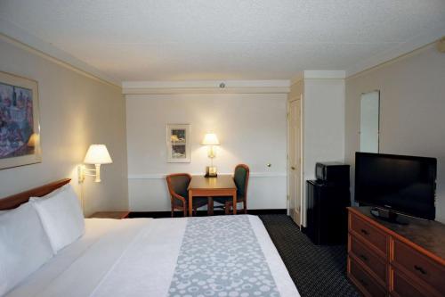 La Quinta Inn by Wyndham Tampa Bay Pinellas Park Clearwater - main image
