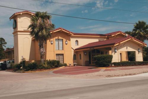 La Quinta Inn by Wyndham Lufkin - Hotel