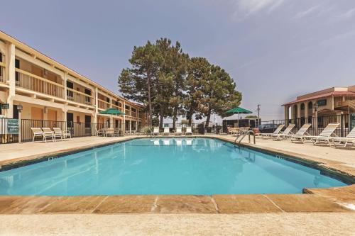 設施, 聖安吉洛溫德姆拉昆塔酒店和會議中心 (La Quinta Inn by Wyndham and Conference Center San Angelo) in 聖安吉洛 (TX)