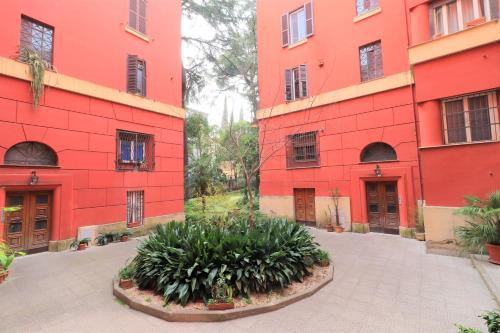 Pamphili Park Romantic Retreat - image 7