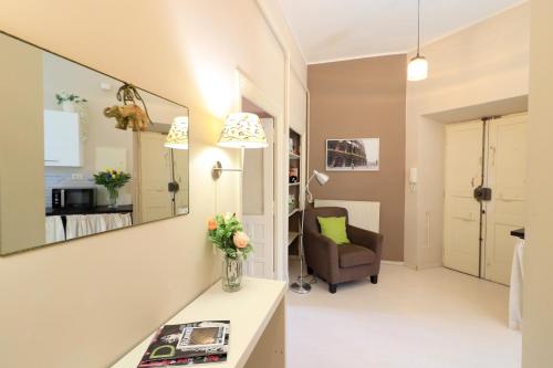 Pamphili Park Romantic Retreat - image 4