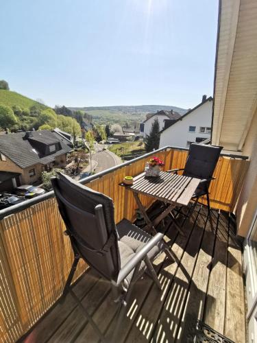 Ahrtal Vier Sterne Ferienwohnungen Alexandra Weiler Panorama 1.1km von Ehlingen entfernt
