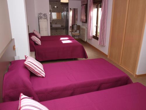 Hostal La Ribera del Júcar - image 2