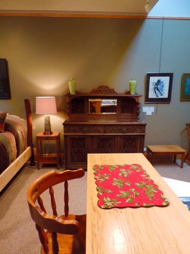Abes Spring Street Guest House in Galena, USA