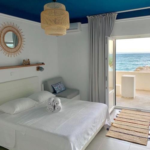 Villa Tamaris on the beach