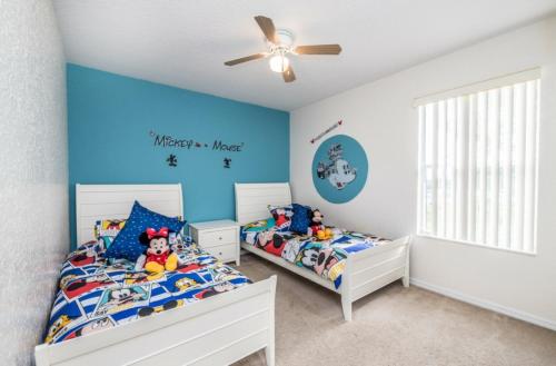 Golf Houses Next to the Magic of Disney World - image 3