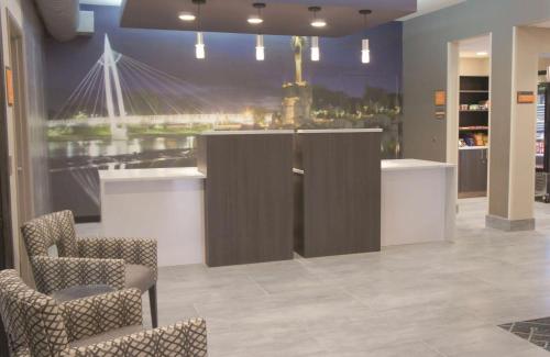 La Quinta by Wyndham Wichita Airport - main image