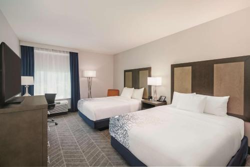 La Quinta by Wyndham Opelika Auburn photo 4