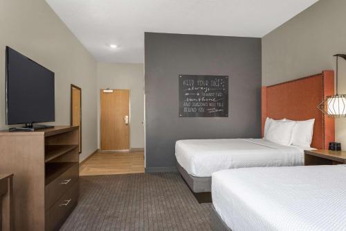 La Quinta by Wyndham South Jordan - image 8